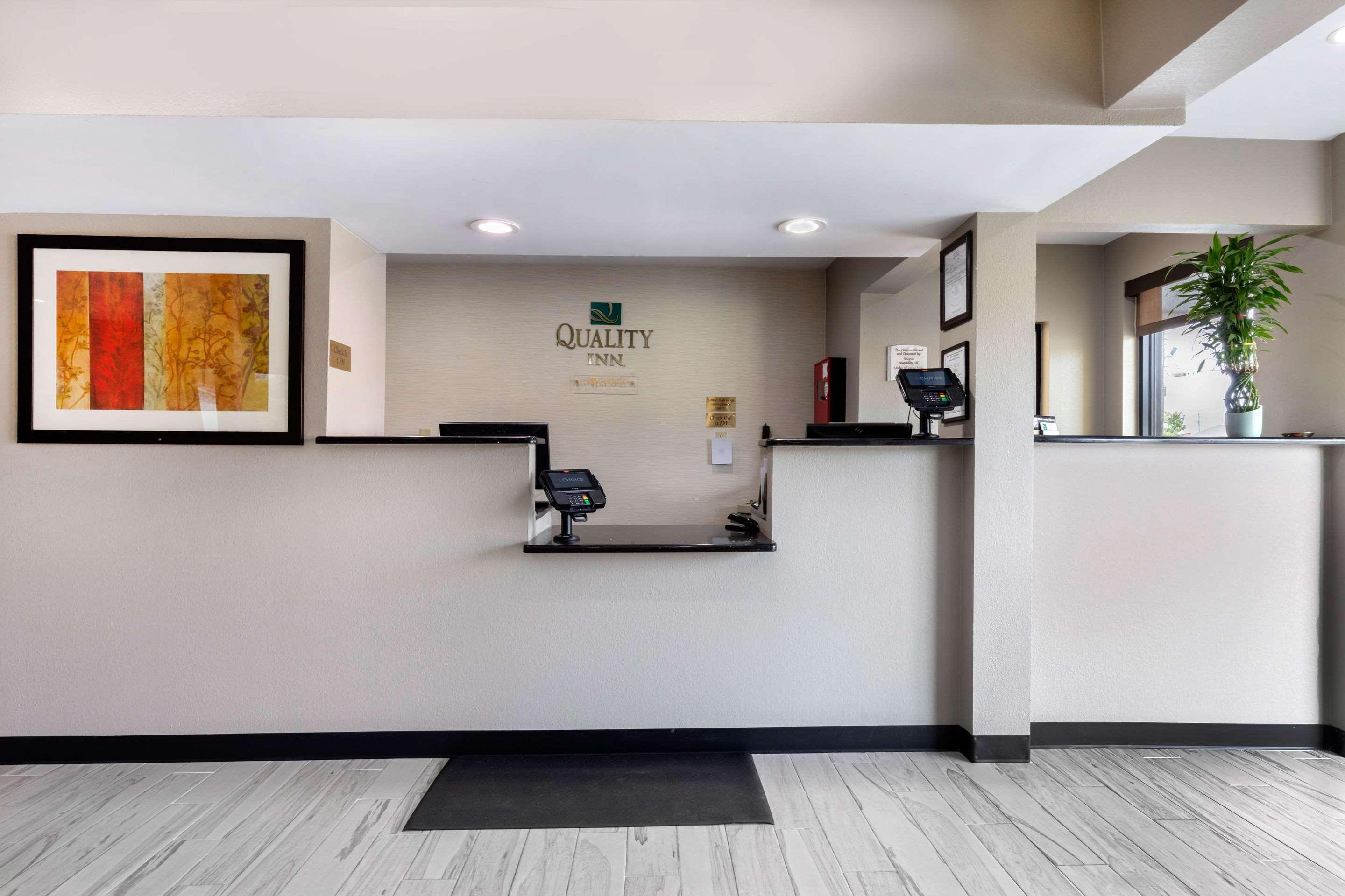 Quality Inn McComb Esterno foto