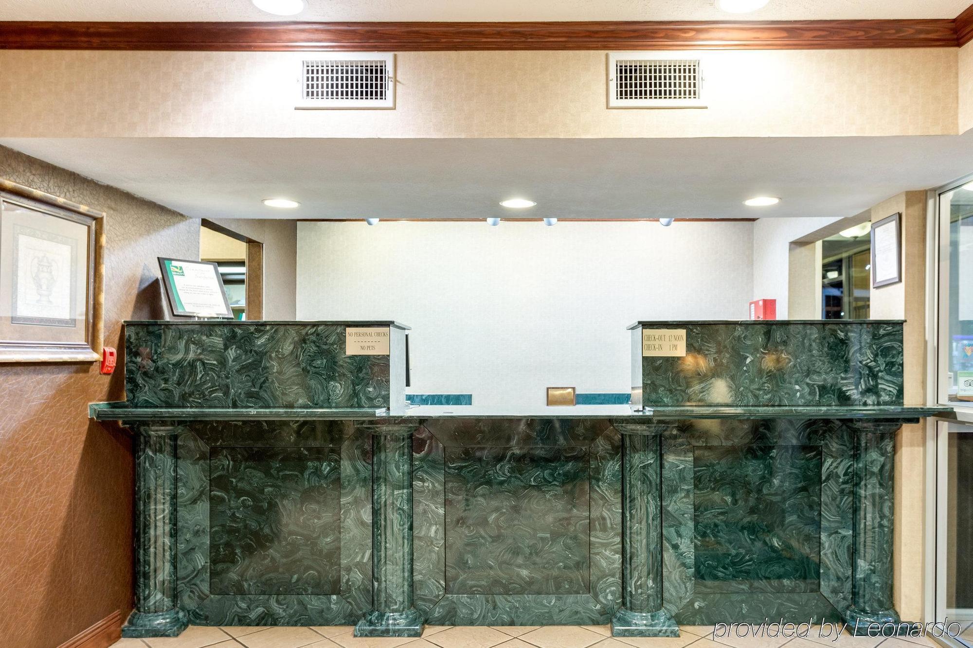 Quality Inn McComb Esterno foto
