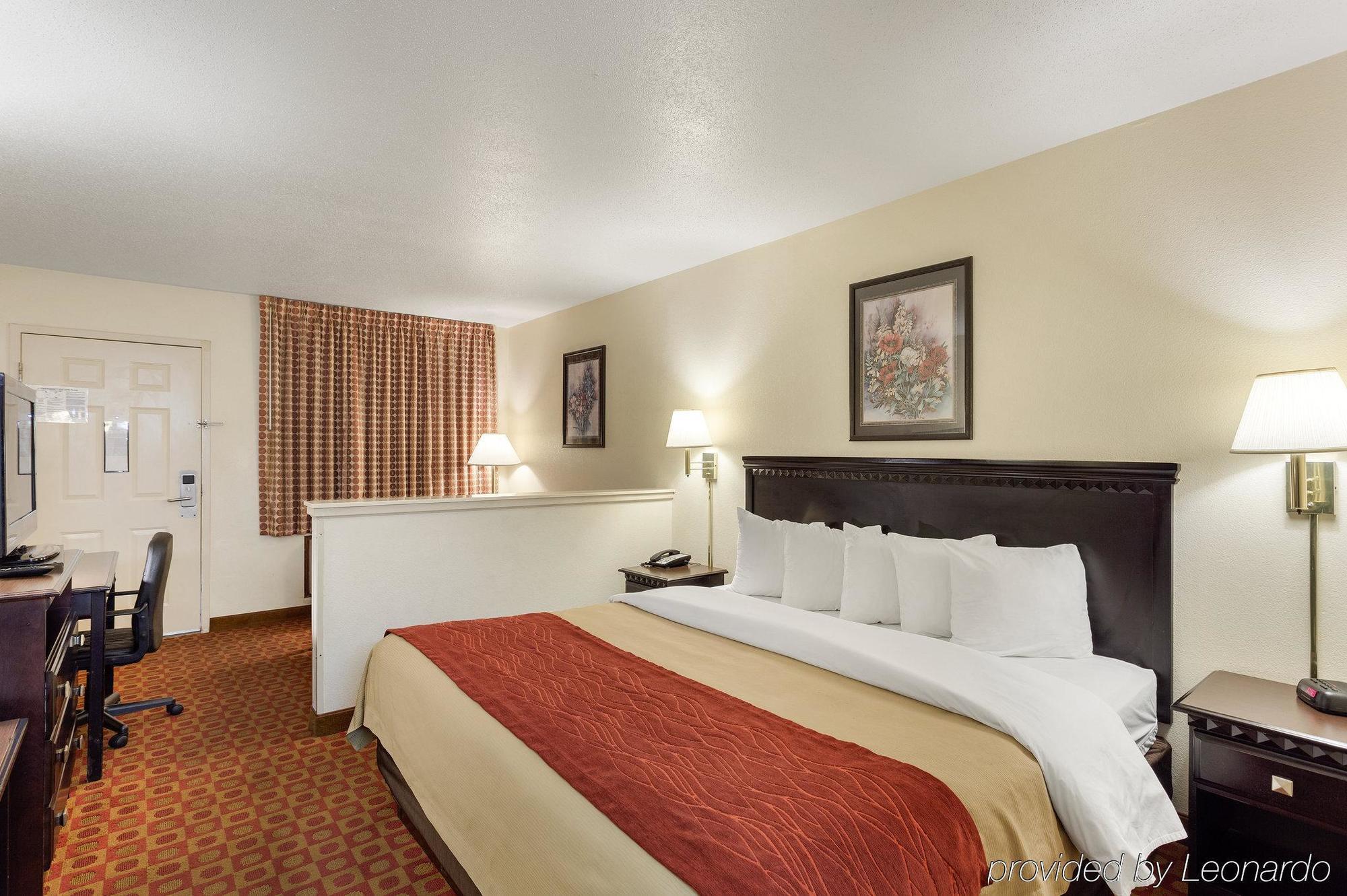 Quality Inn McComb Esterno foto