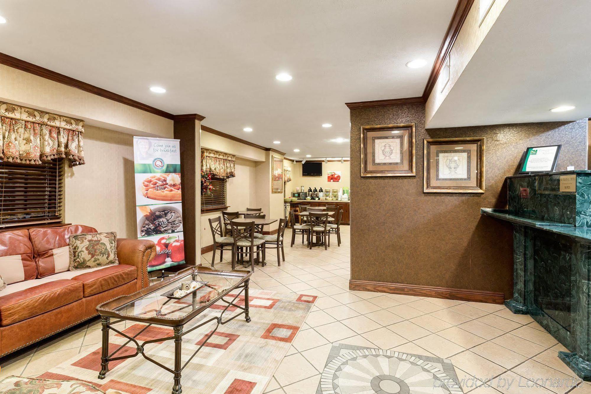 Quality Inn McComb Esterno foto