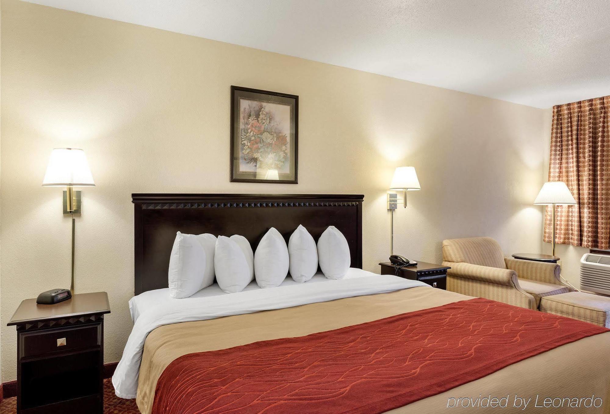 Quality Inn McComb Esterno foto