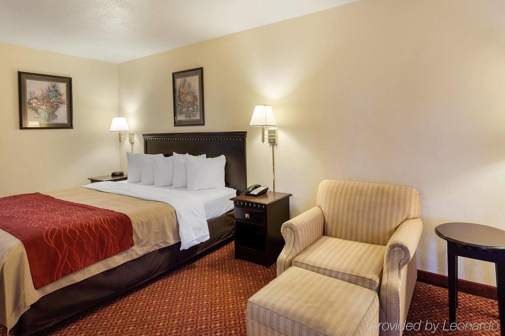 Quality Inn McComb Esterno foto