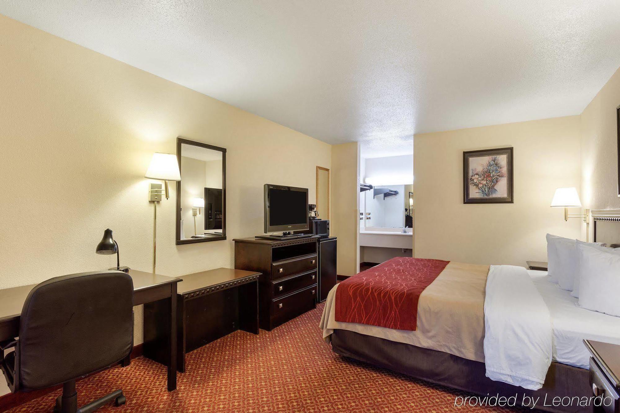Quality Inn McComb Esterno foto
